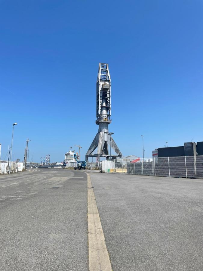 Studio Cosy Avec Terrasse, Proche Chantiers Et Airbus Saint-Nazaire  Extérieur photo
