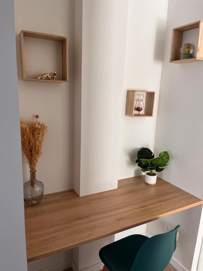 Studio Cosy Avec Terrasse, Proche Chantiers Et Airbus Saint-Nazaire  Extérieur photo